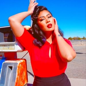 Tatyana Keynote Blouse Red 4x Plus Stretch Retro